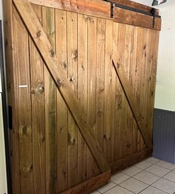 Walt-barn-door-2